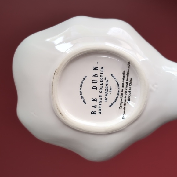 Rae Dunn SUNNY SIDE UP Spoon Rest 🍳 - Picture 2 of 4